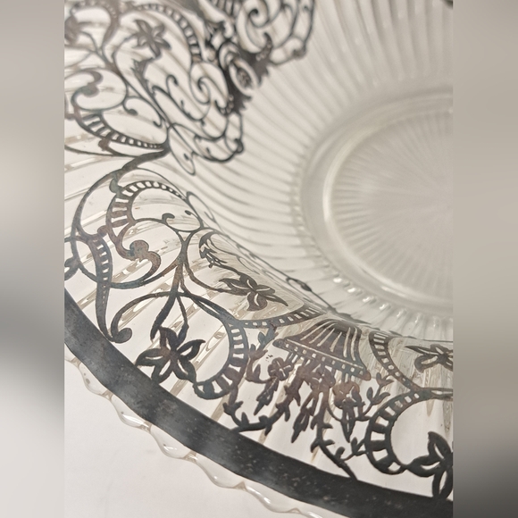 Silver Overlay Serving Bowl.  Round Center Piece.  Just beautiful. - Picture 7 of 8